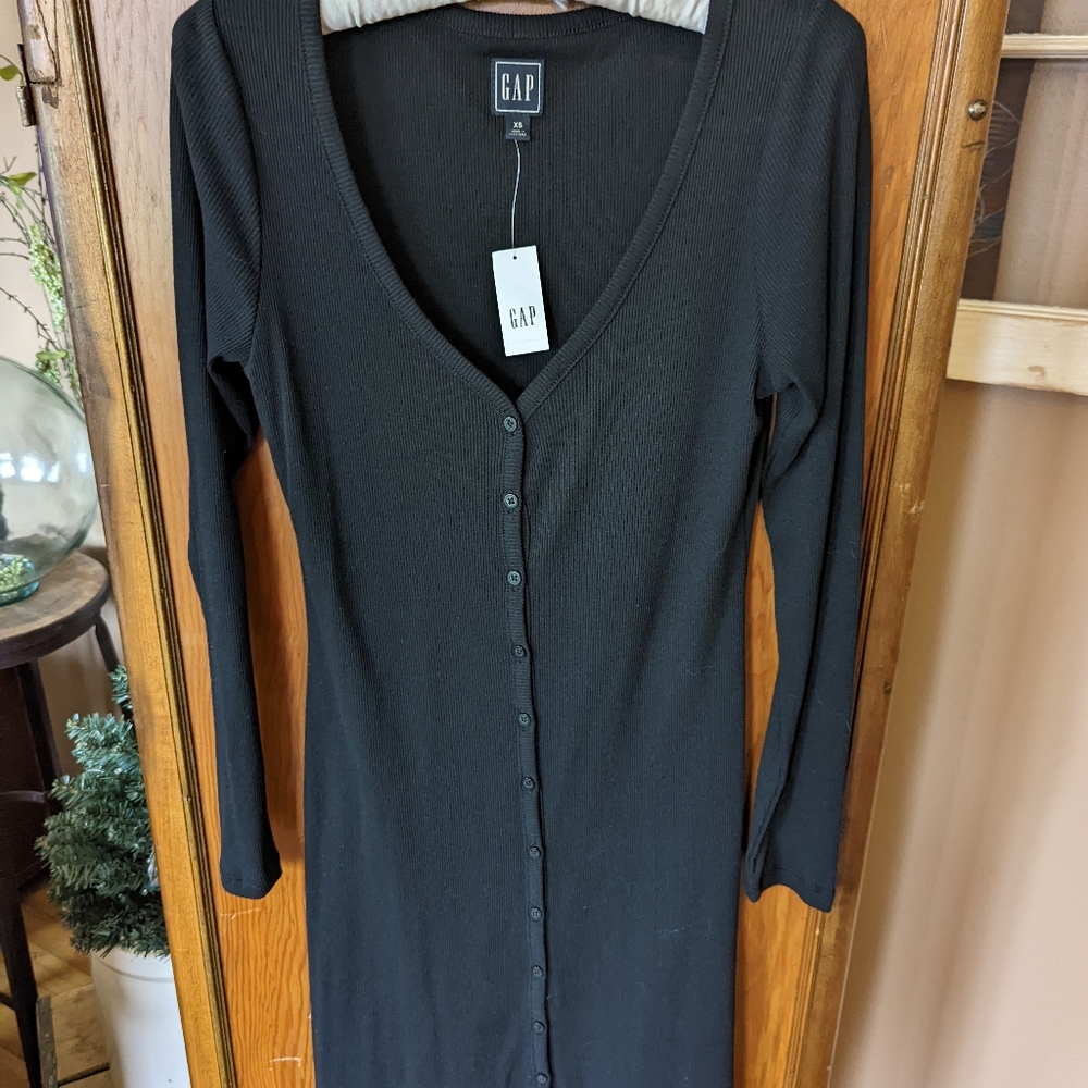 NWT. Gap ribbed knit dress. Size XS.